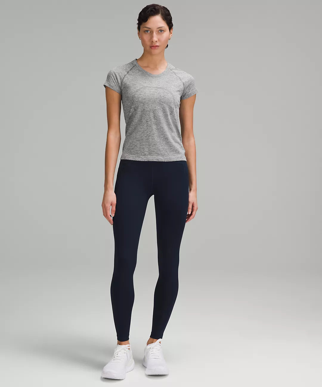 Swiftly Tech Short Sleeve - Black