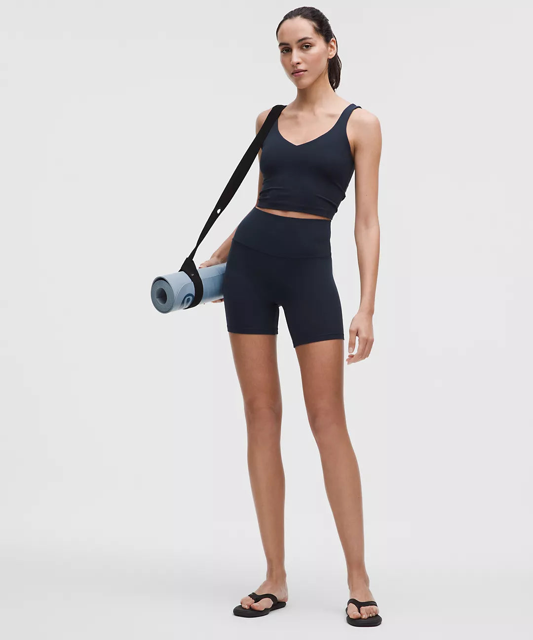 Align 6" Shorts - Navy