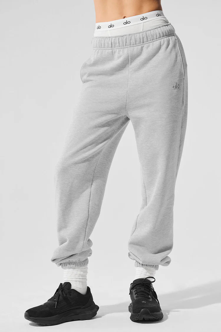 Accolade Sweatpant - Blue