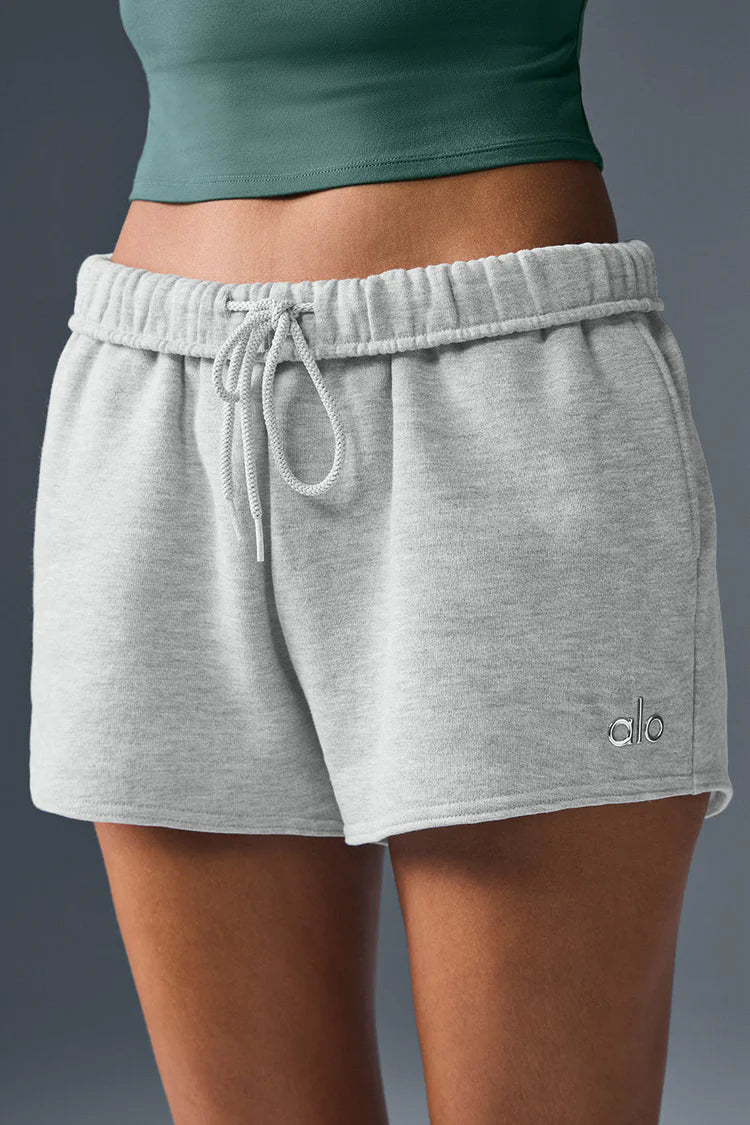Accolade Short - Beige